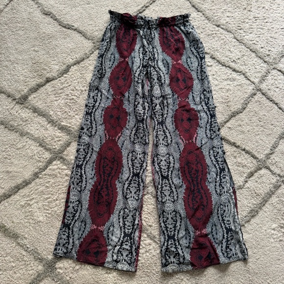 Intermix pull on wide leg Pants 100% Silk  Black White Red Cut Out Sides small - Picture 1 of 10